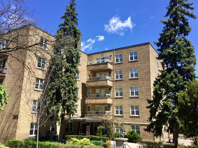 2603 Bathurst St, Unit 210