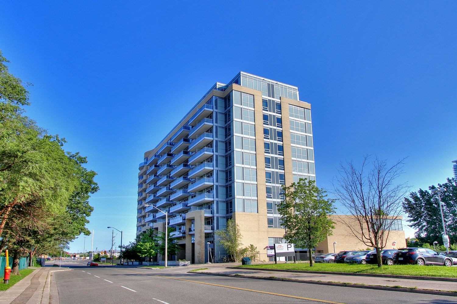 401 2756 Old Leslie St, North York Sold, C4502067 Condos.ca