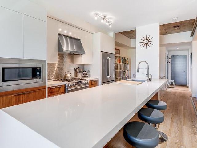 512 - 25 Stafford St