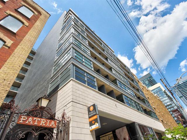 1103 - 478 King St W