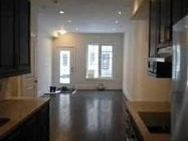 3 - 50 Hargrave Lane