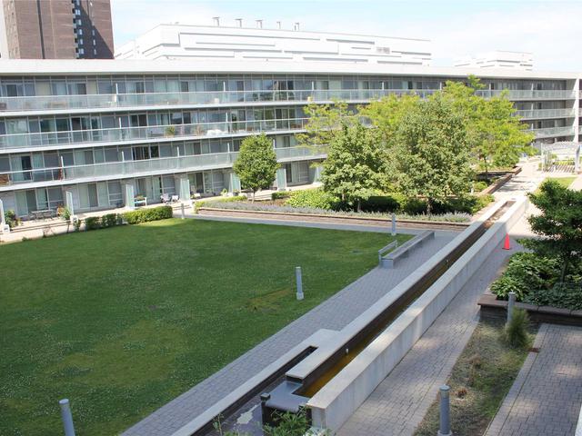 2035 Sheppard Ave E, Unit 419
