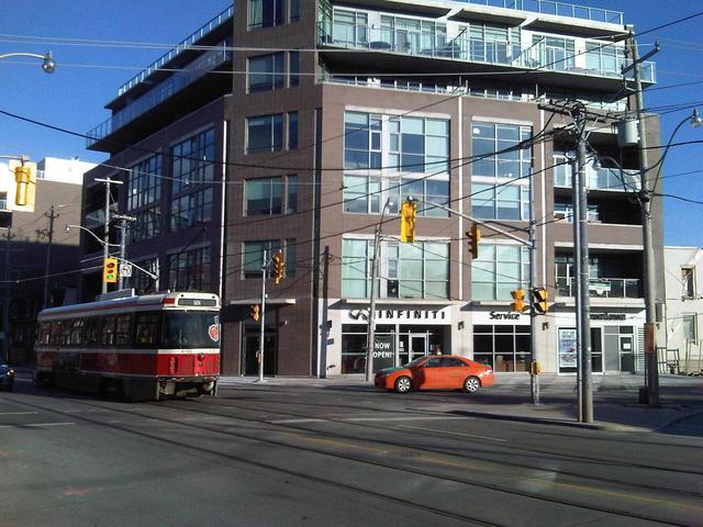 549 King St E, Unit 409