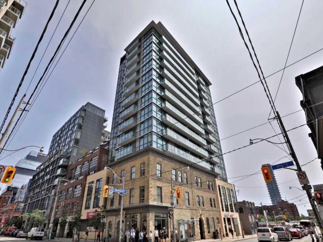 39 Sherbourne St, Unit 902