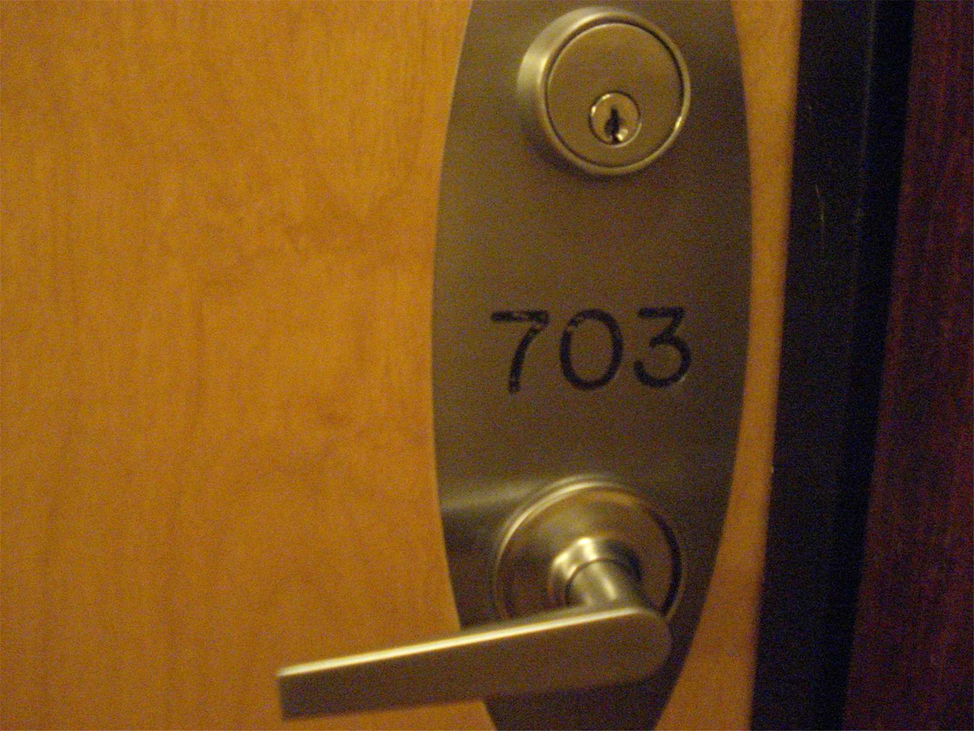 703 152 St Patrick St, Toronto Terminated, C4511264 Condos.ca