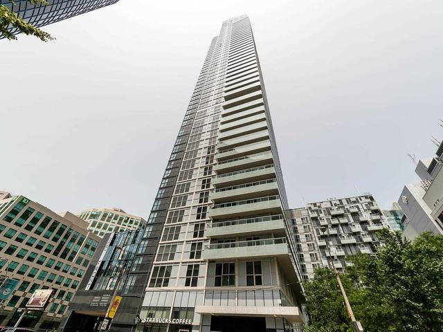300 Front St, Unit 3909