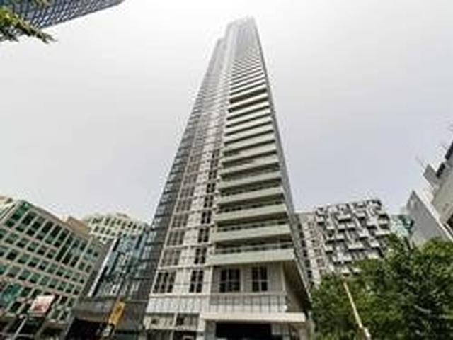 300 Front St, Unit 2810