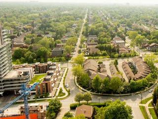 5 Northtown Way, Unit 2702