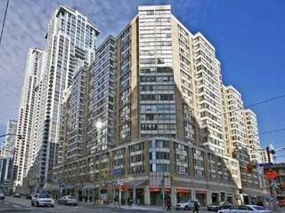 717 Bay St, Unit 504