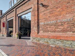 390 Cherry St, Unit 809