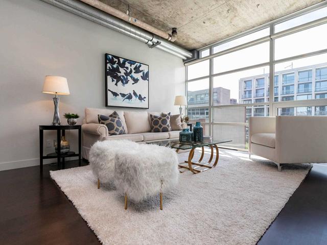 42 Camden St, Unit 704