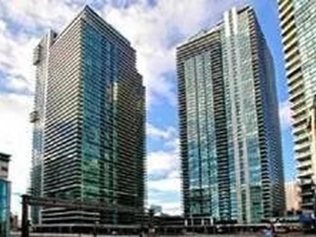 33 Bay St, Unit 2012