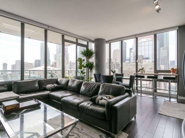 33 Lombard St, Unit 2202
