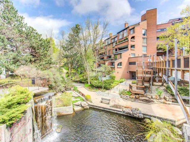 40 Sylvan Valleyway, Unit 114