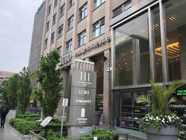 111 St Clair Ave W, Unit 1703