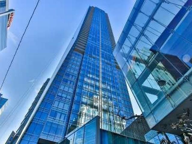 180 University Ave, Unit 3906