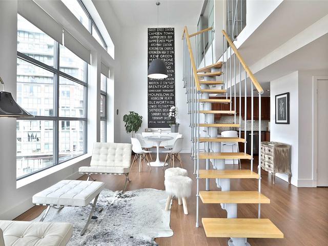 393 King St E, Unit 401