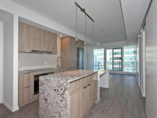 1 Bloor St E, Unit 3512