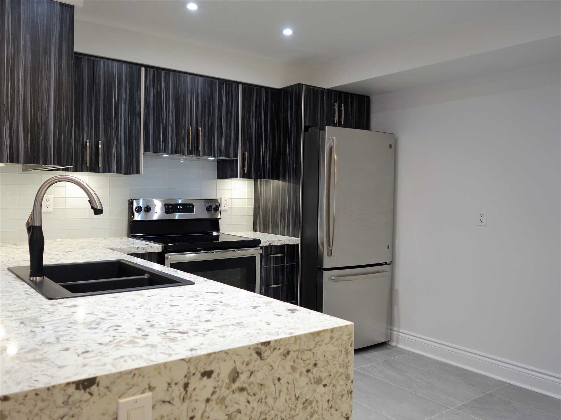 1407 38 Avoca Ave, Toronto Leased, C4531952 Condos.ca