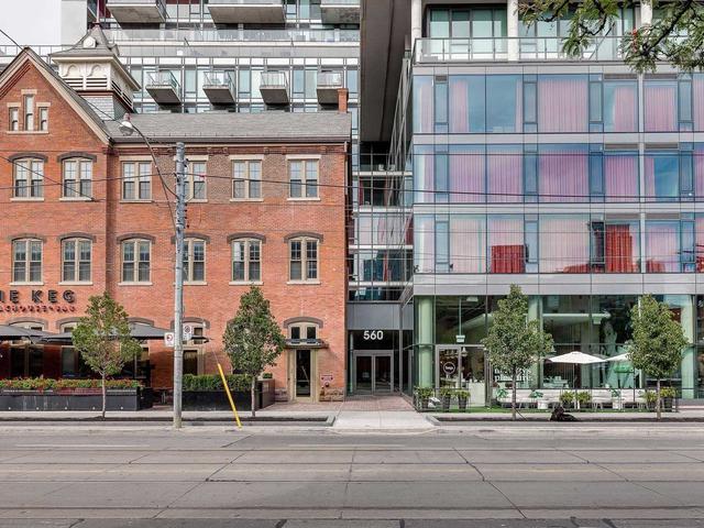 560 King St W, Unit 704