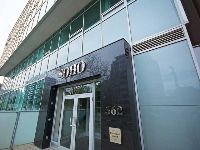 562 Eglinton Ave, Unit 209