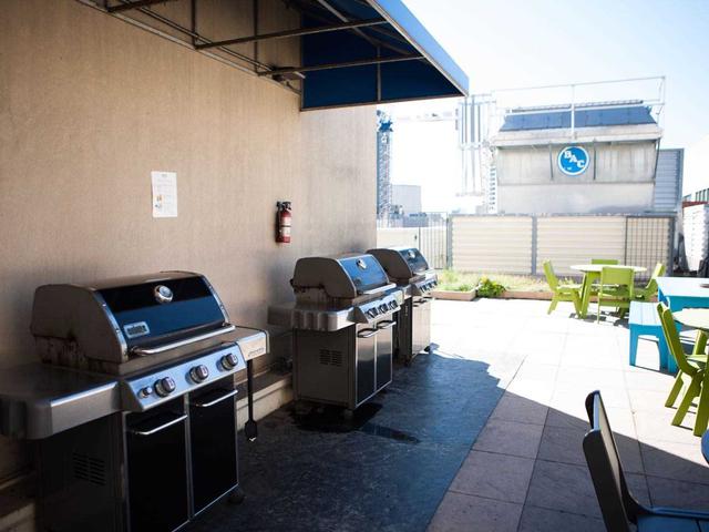 836 - 155 Dalhousie St