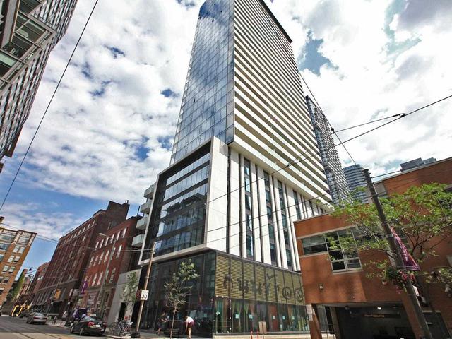 11 Charlotte St, Unit 403
