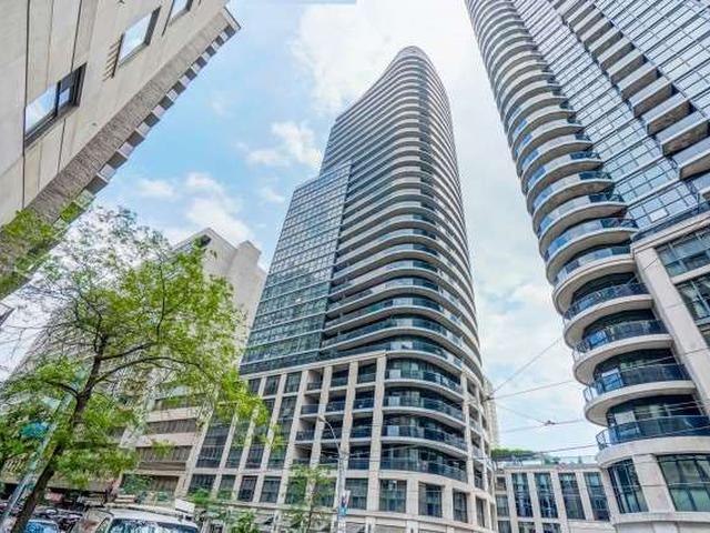 25 Carlton St, Unit 1105