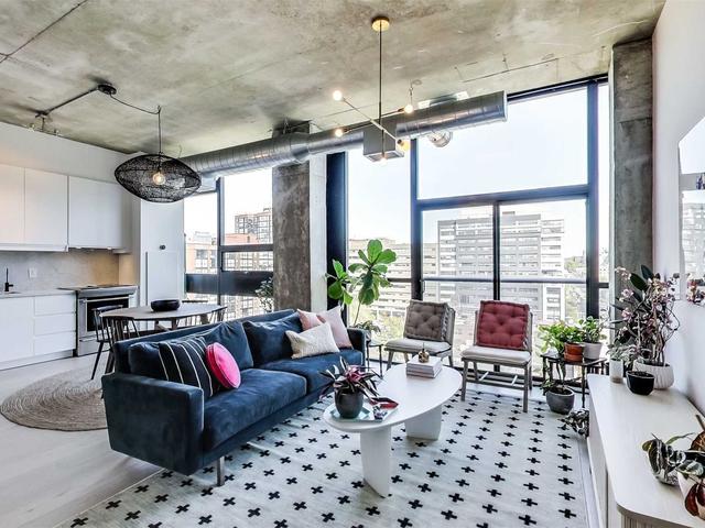 1006 - 60 Bathurst St