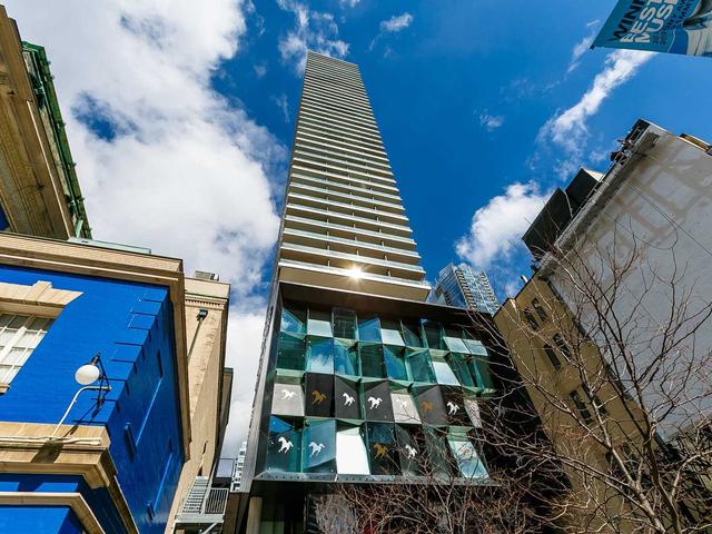 224 King St W, Unit 1403