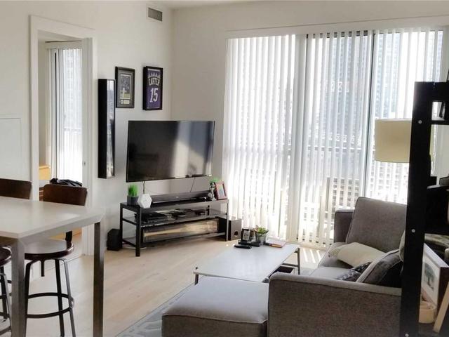 20 Bruyeres Mews, Unit 1902