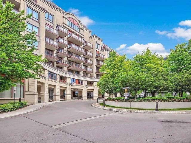27 Rean Dr, Unit 407