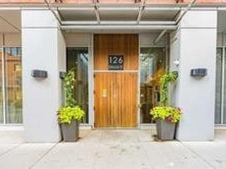 126 Simcoe St, Unit 404