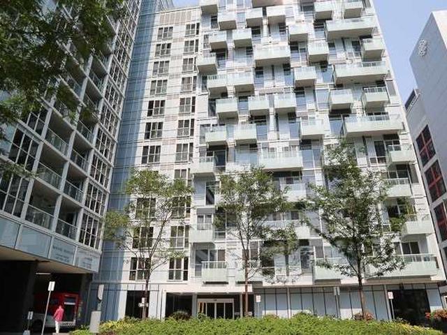 20 John St, Unit 1119