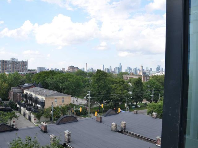 611 - 25 Stafford St