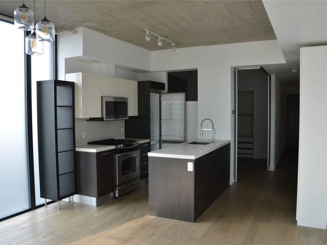 611 - 25 Stafford St