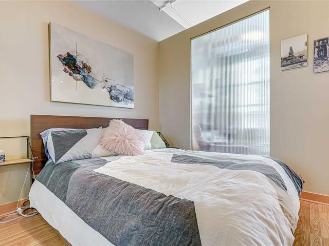 311 - 188 Eglinton Ave E