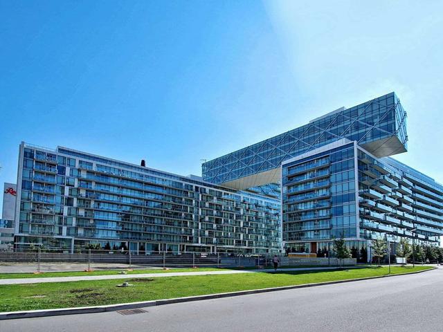 39 Queens Quay E, Unit 429