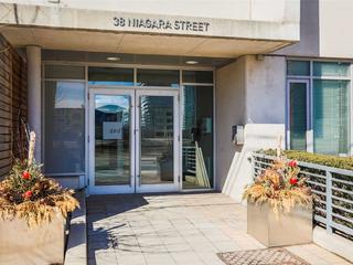 38 Niagara St, Unit 210