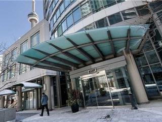 361 Front St W, Unit 2208