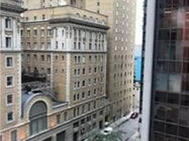 88 Scott St, Unit 706