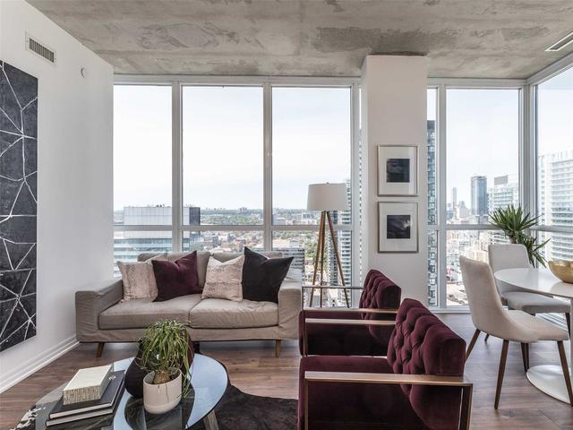 3702 - 88 Blue Jays Way