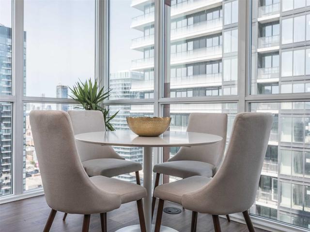 3702 - 88 Blue Jays Way