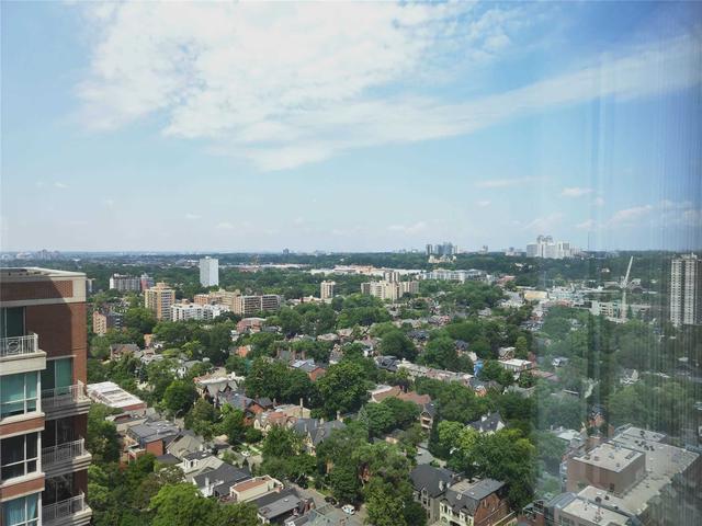 2816 - 155 Yorkville Ave