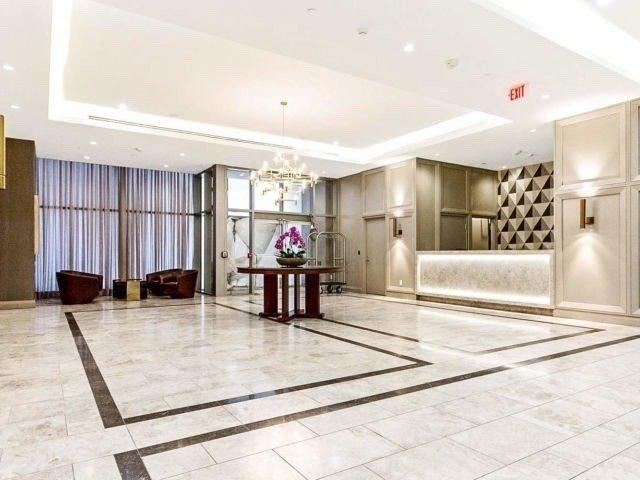 2816 - 155 Yorkville Ave