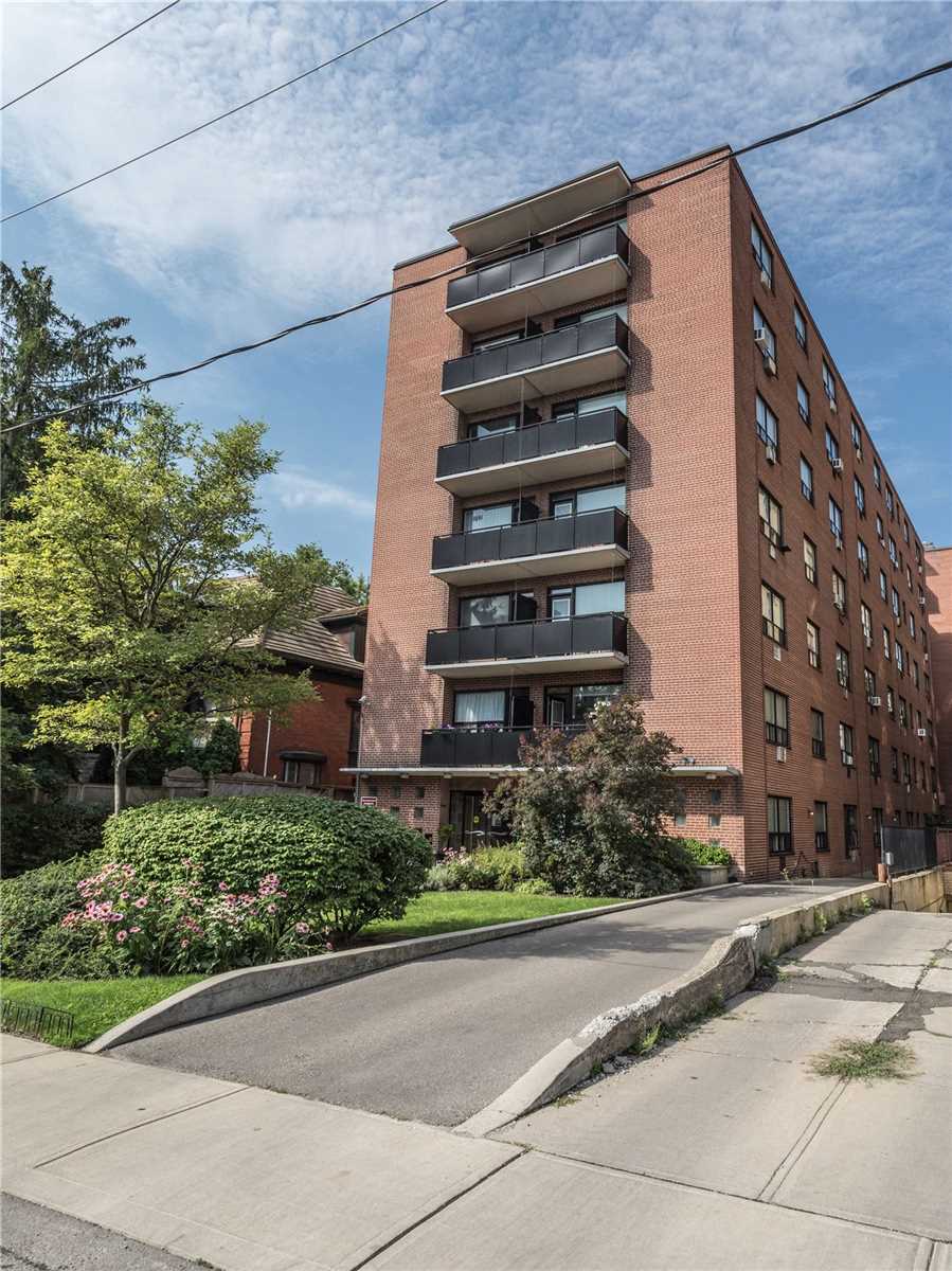 305 78 Warren Rd, Toronto Terminated, C4550240 Condos.ca