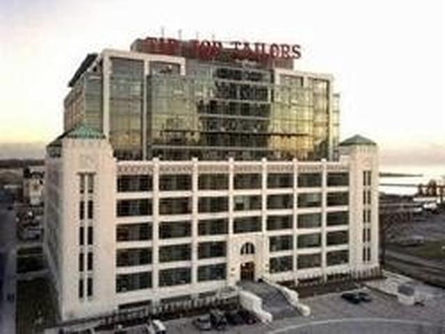 637 Lakeshore Blvd W, Unit 102