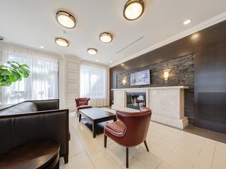 35 Saranac Blvd, Unit 409