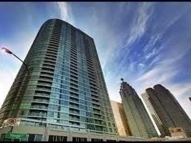 12 Yonge St, Unit 502
