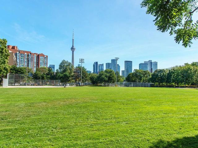 25 Stafford St, Unit 305